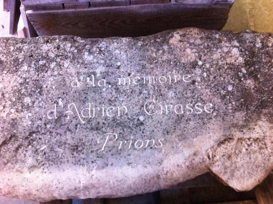 gravure sur une pierre